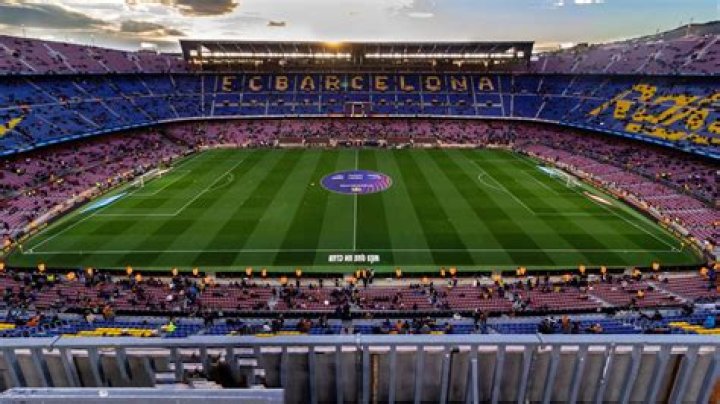 Is FC Barcelona stadium in FIFA 22?