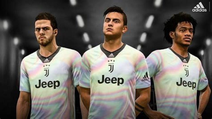 What country is Juventus in FIFA 21?