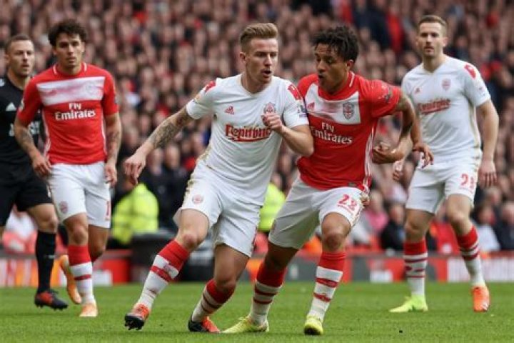 What does 4-4-2 mean in football?